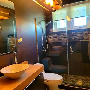 modern-condo-in-ashford-condado-beach-san-juan-puerto.top-hotels-puertorico.com/