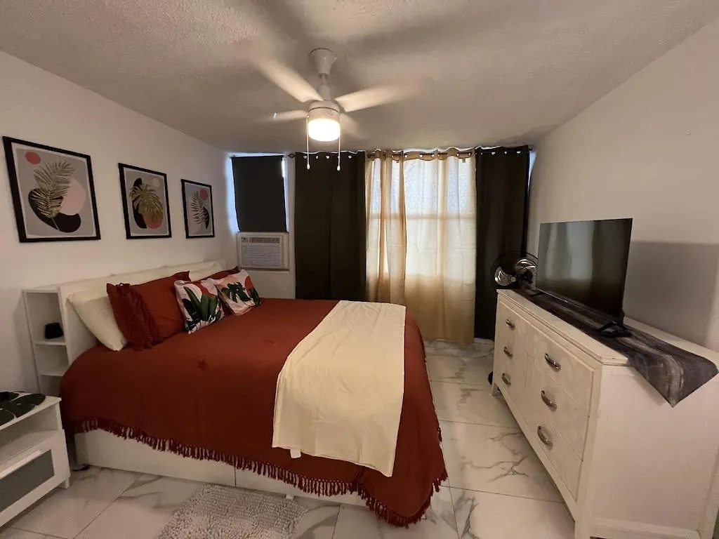 Relaxing Beach Condo-5 Mins From Airport San Juan Puerto Rico